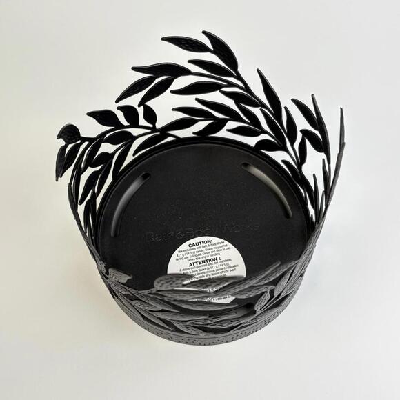 Bath and Body Works Modern Branches 3-Wick Candle Holder Black - Picture 3 of 4